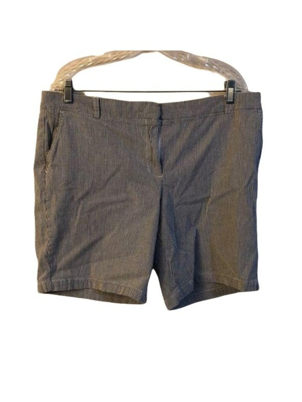 Tommy Hilfiger Seersucker Striped Womens Shorts Size 16